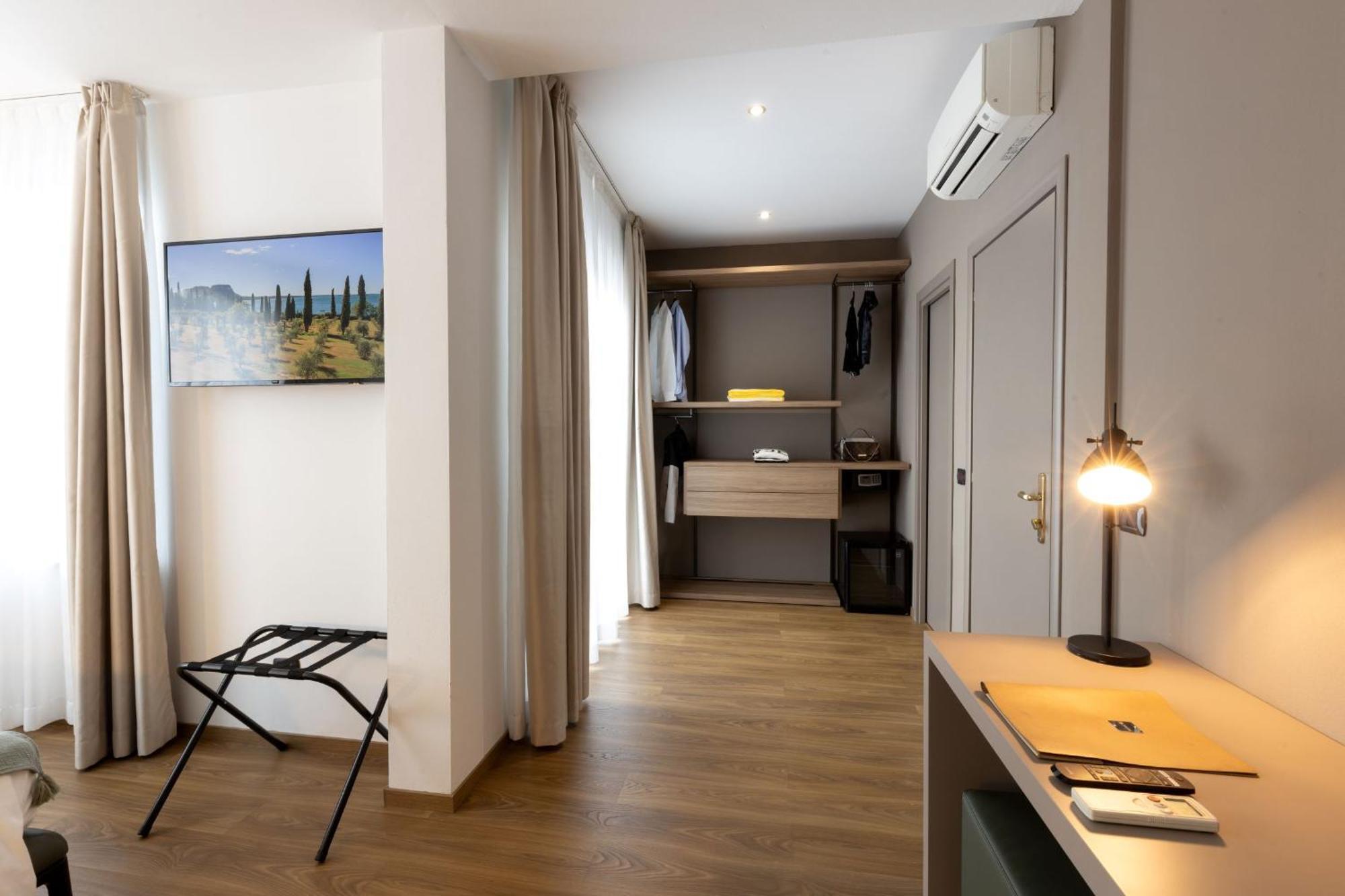 Piccolo Hotel مالتشيزينيه المظهر الخارجي الصورة